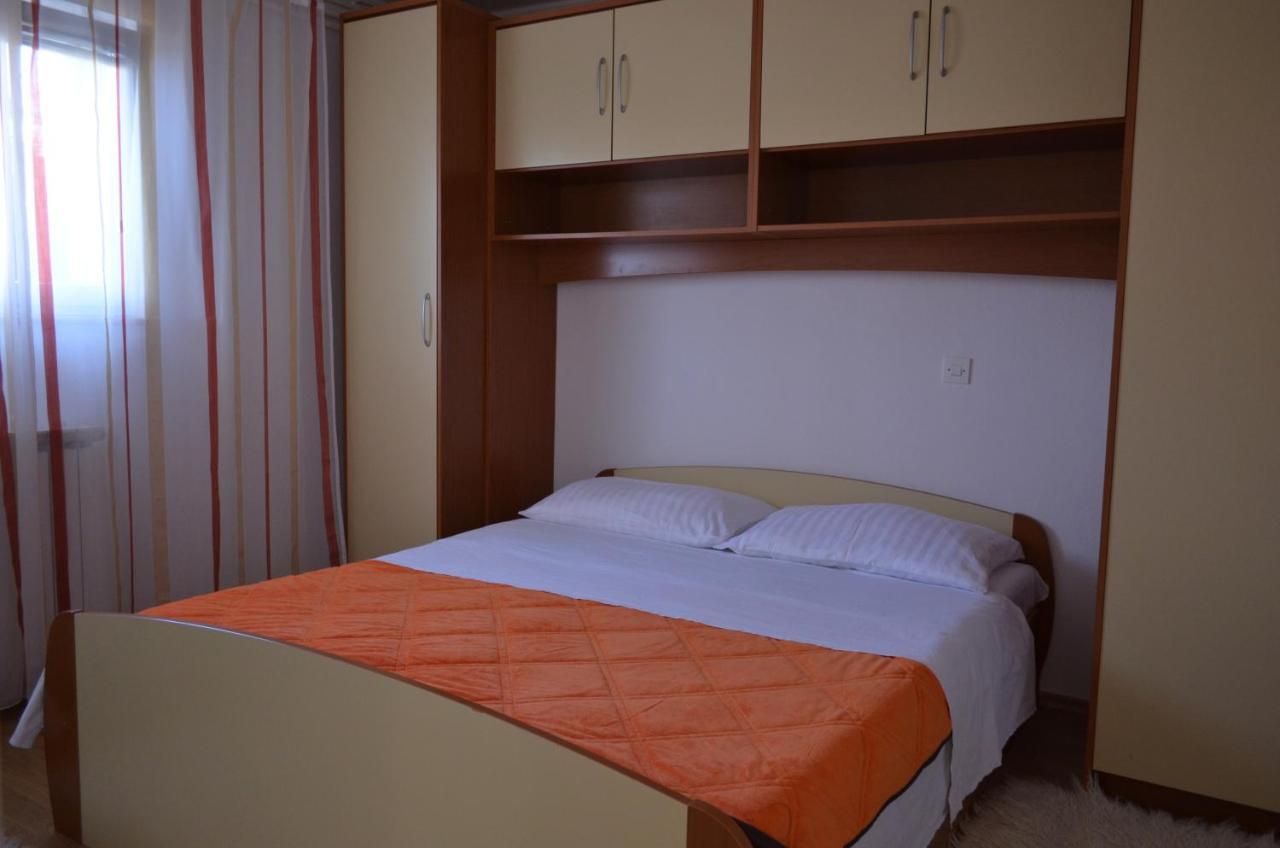 Apartments Tomas เบทินา ภายนอก รูปภาพ