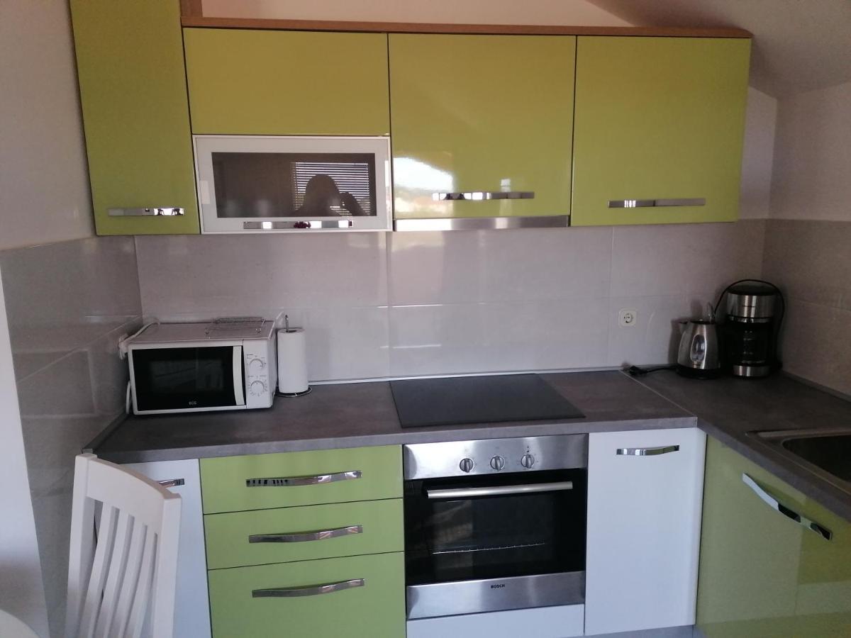 Apartments Tomas เบทินา ภายนอก รูปภาพ