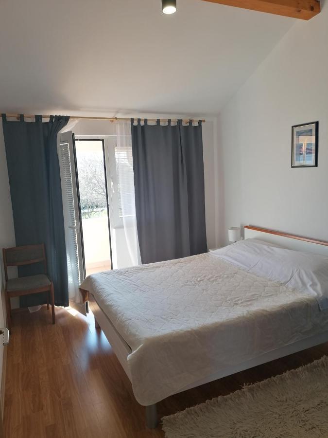 Apartments Tomas เบทินา ภายนอก รูปภาพ