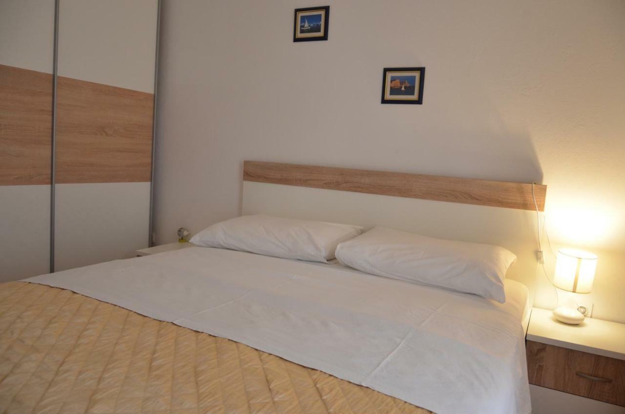 Apartments Tomas เบทินา ภายนอก รูปภาพ